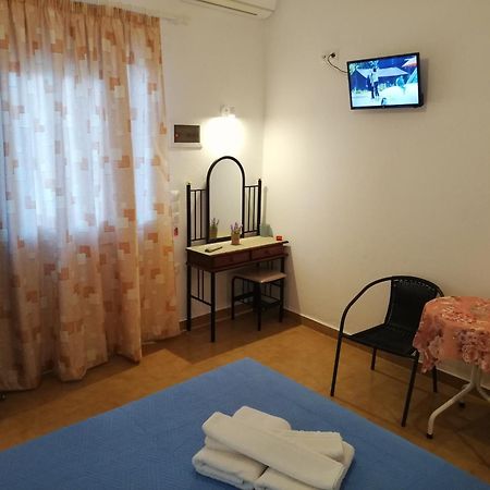 Anestis Studios Agios Georgios  Habitación foto