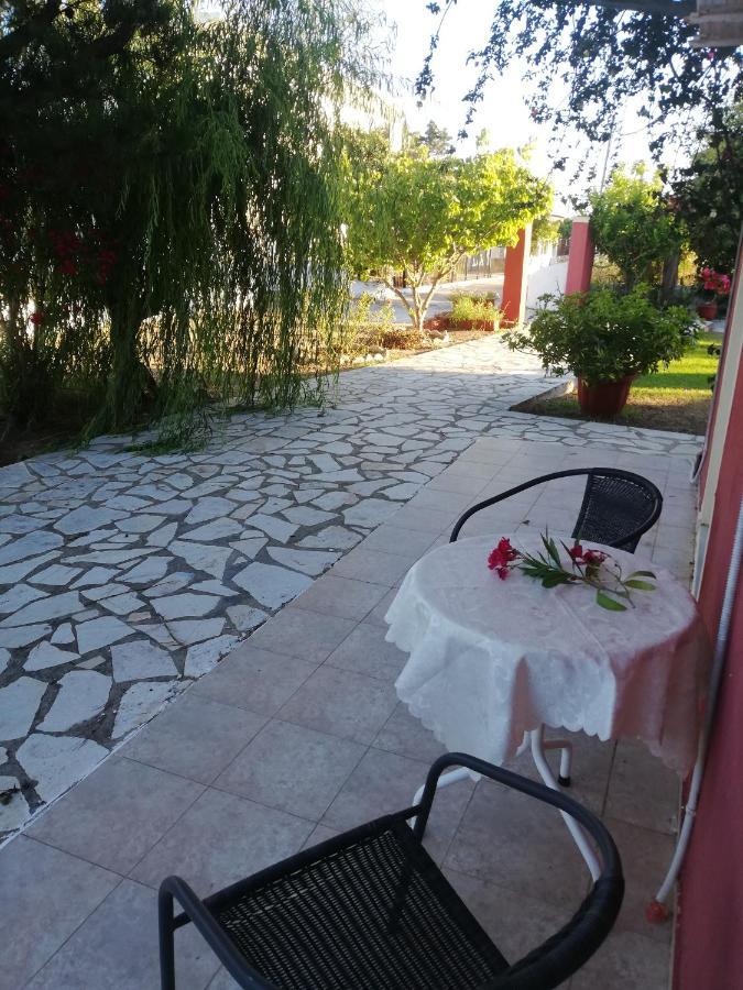 Anestis Studios Agios Georgios  Exterior foto